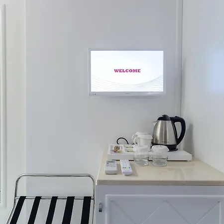 Wise & - Adults Only Hotel 3*