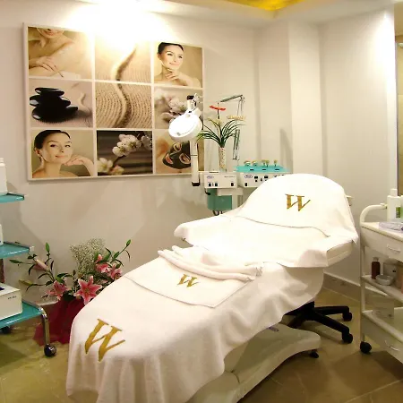 Wise & - Adults Only Hotel 3*