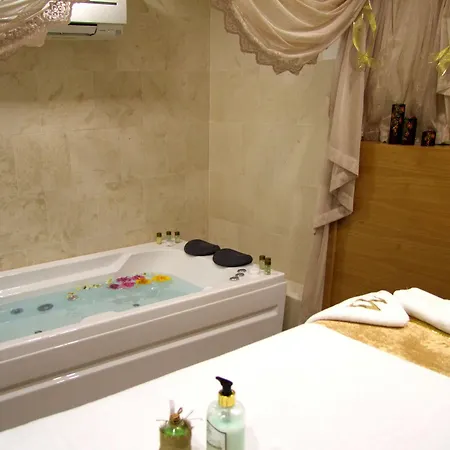 Wise & - Adults Only Hotel